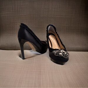 Gianni Bini Black Satin shoe